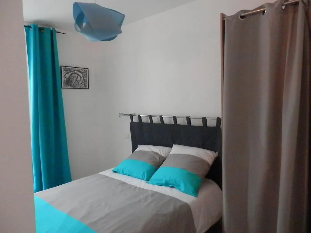 Charly Apartmán